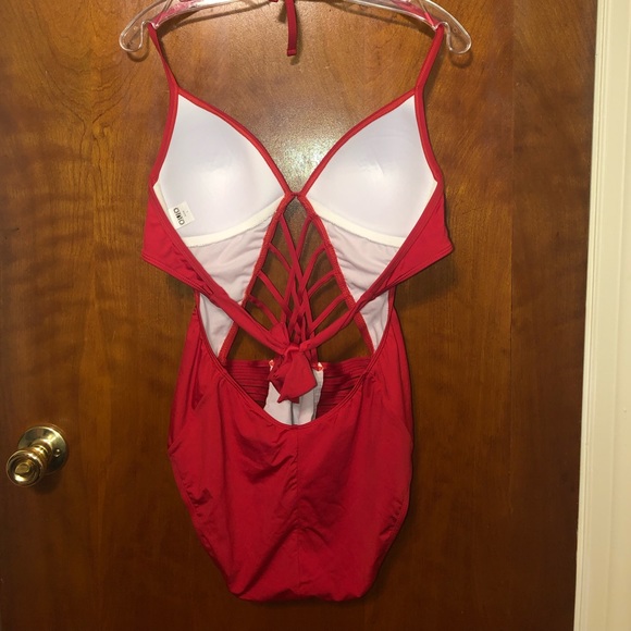 ❌FINAL SALE Brand new never worn OUO red monokini. - Picture 2 of 2
